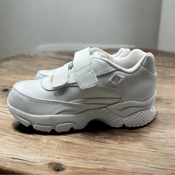 Women's MSRP $155 Apex X926 Athletic Walker White Leather - Size 7 X-Wide - Picture 2 of 10
